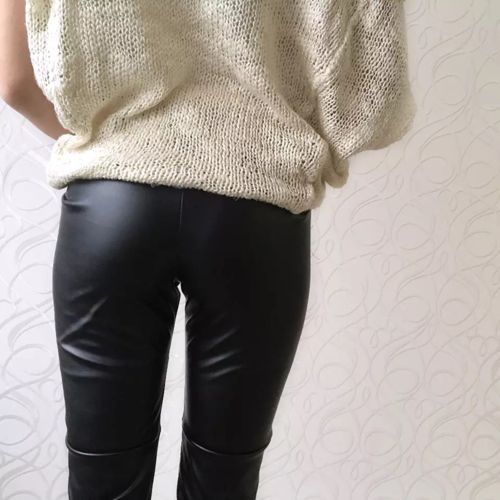 “Legends Are Made” (CLOSING CLOSET SALE) - Picture 4 of 7